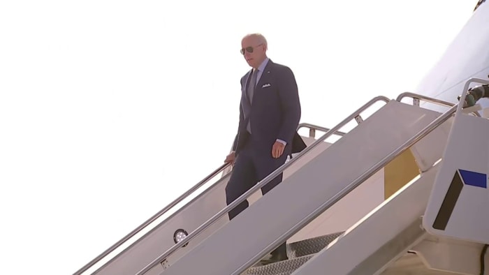 Diffusion en direct: Biden parle des véhicules électriques lors de la visite du Salon de l'auto de Detroit - WDIV ClickOnDetroit
