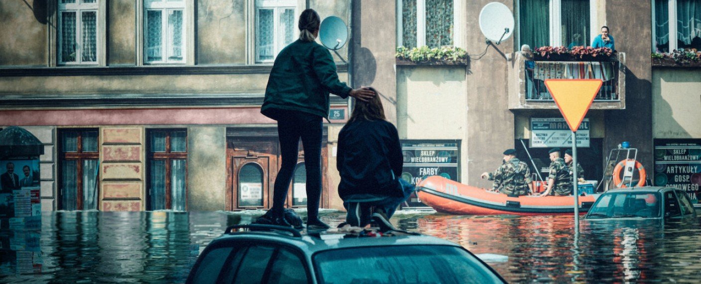 "Flood": Netflix avec une série sur la catastrophe des inondations de 1997 - fernsehserien.de
