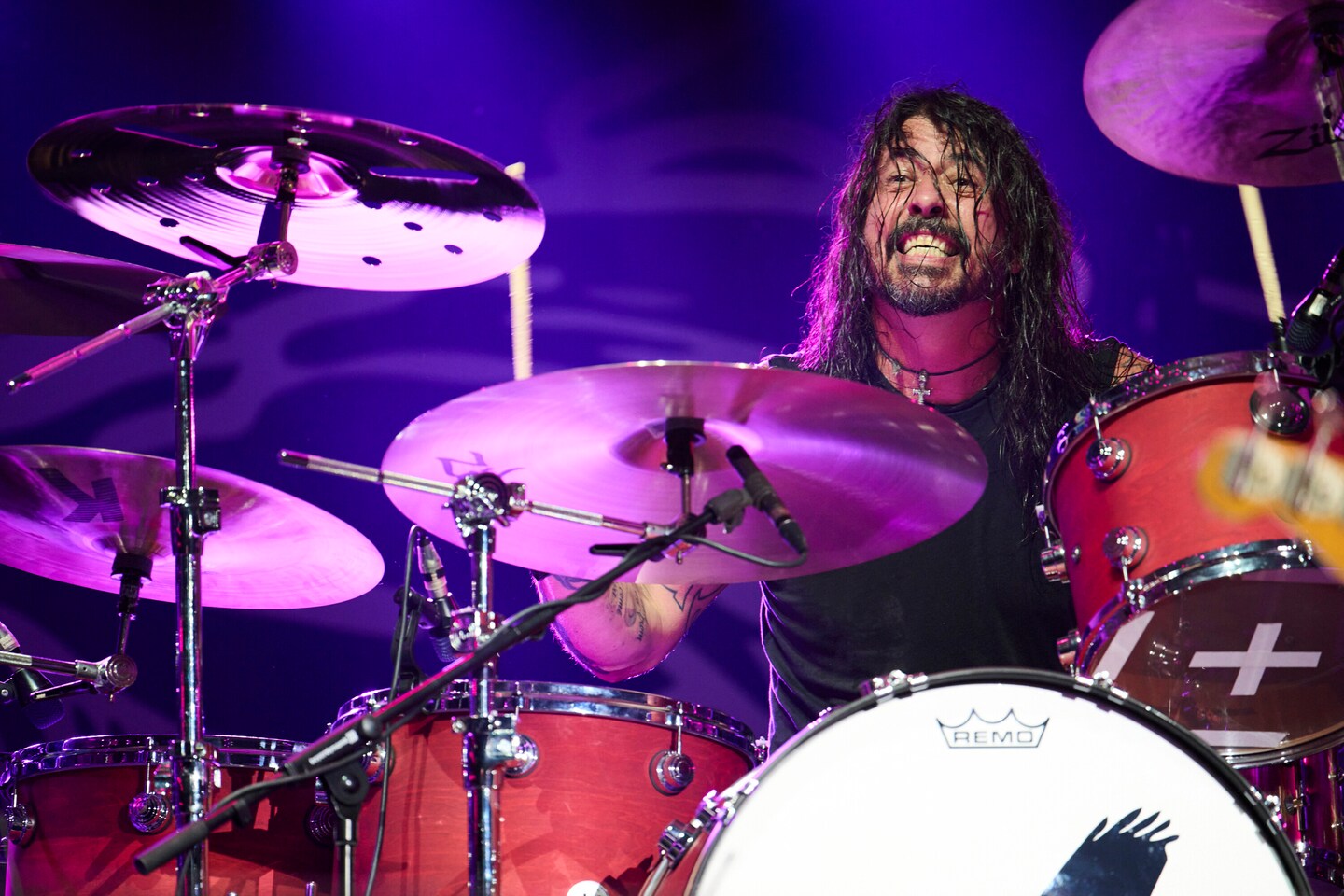Foo Fighters et sa famille, ses amis rendent hommage à Taylor Hawkins