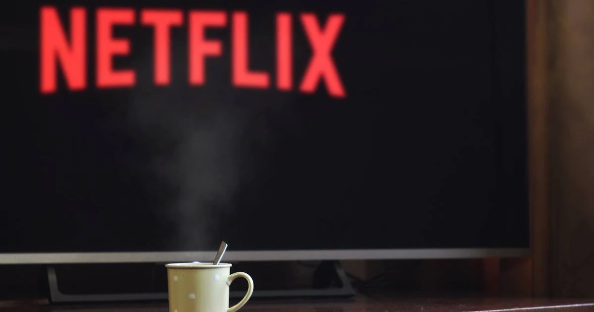 "Il y a encore plus": Voyons si le plan avec des publicités aide les résultats de Netflix