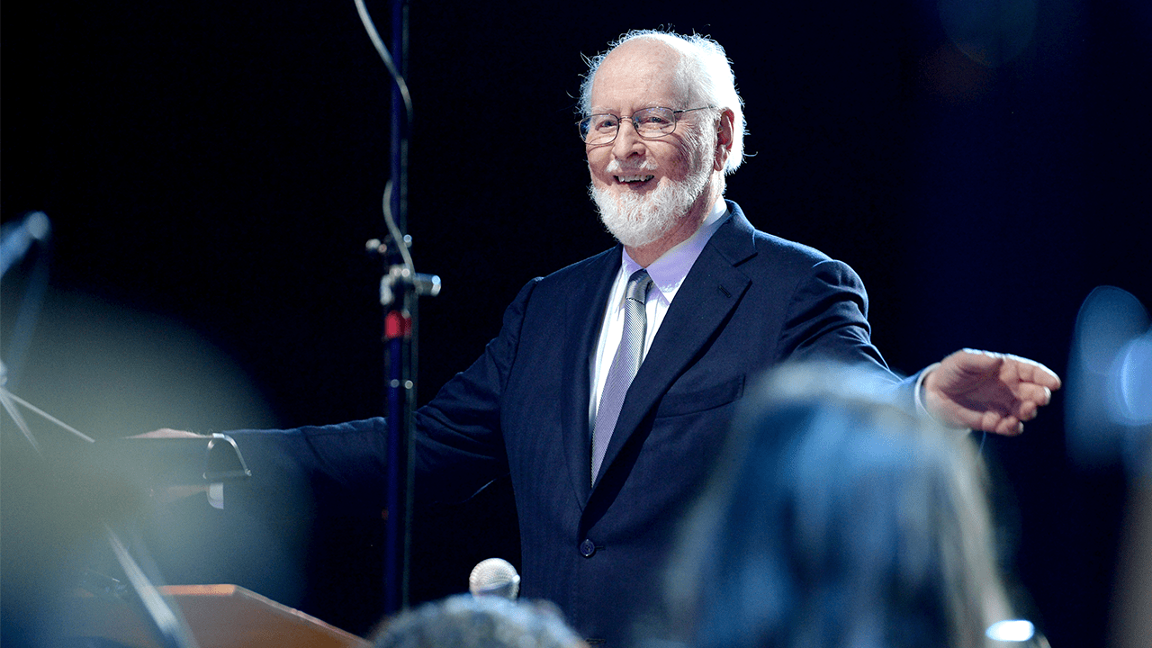 John Williams dit qu’il « adorerait » écrire un film de James Bond