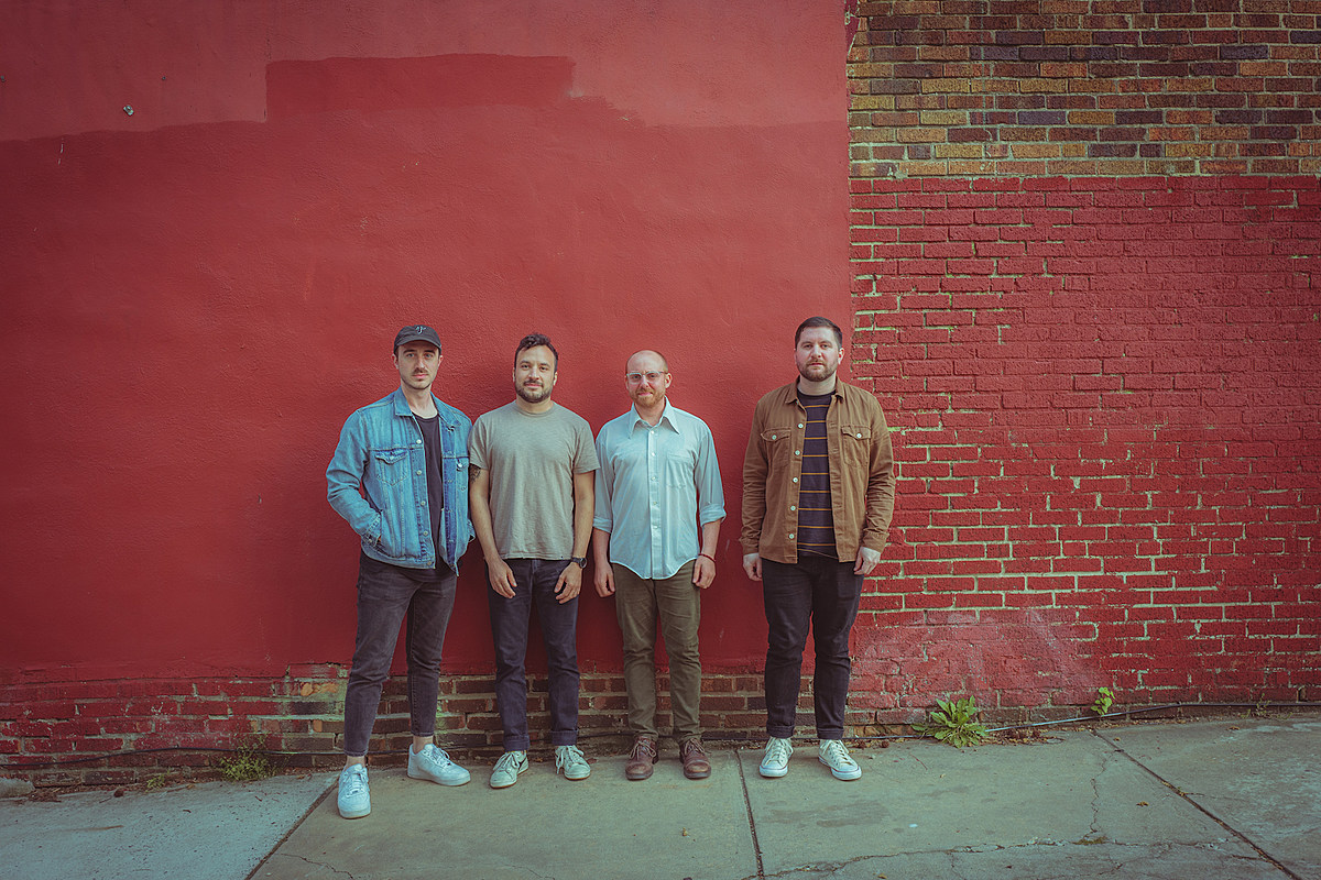 Les Menzingers présentent l'EP de démos acoustiques "On the Possible Past" en streaming et partagent une vidéo lyrique - Brooklyn Vegan