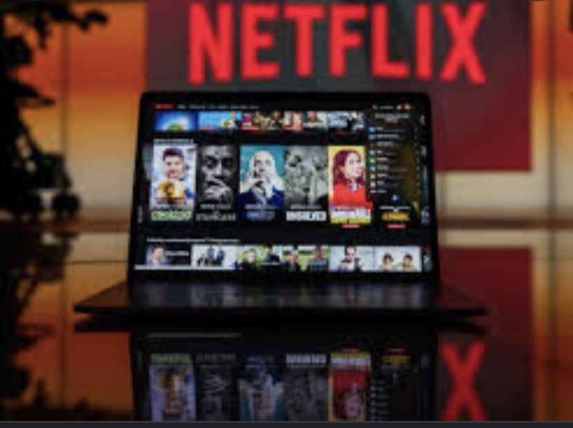 Netflix avancerait le lancement de son forfait low-cost avec de la publicité pour le 1er novembre - Yahoo Style
