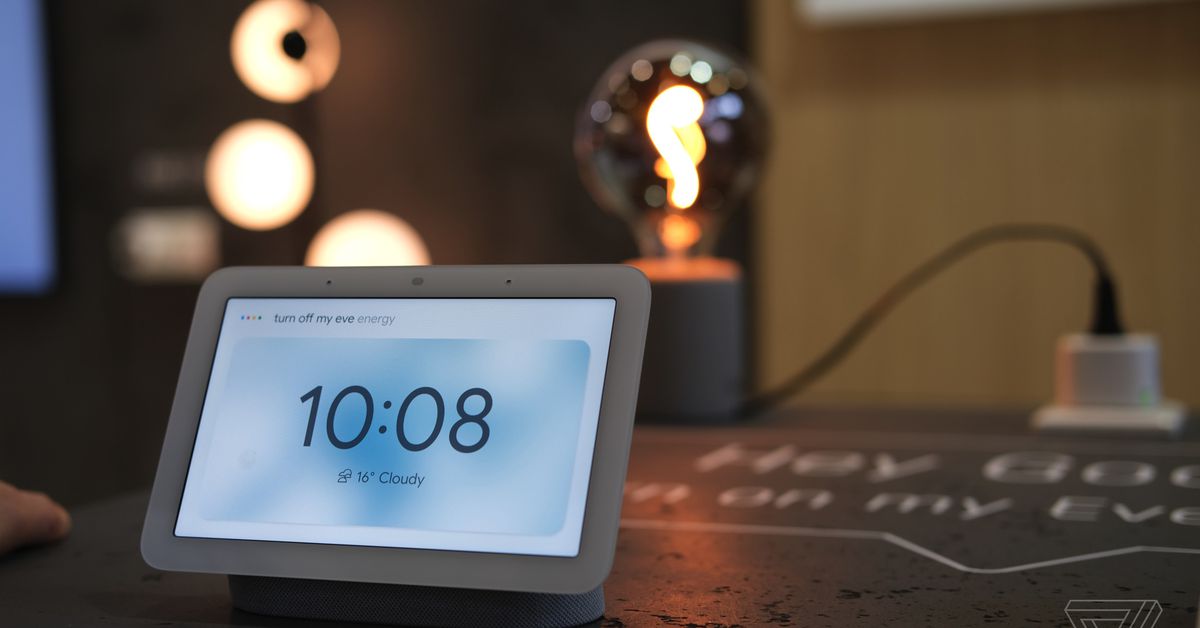 Pourquoi est-il important que je vienne de voir un Google Nest Hub contrôler une prise intelligente Apple HomeKit ?
