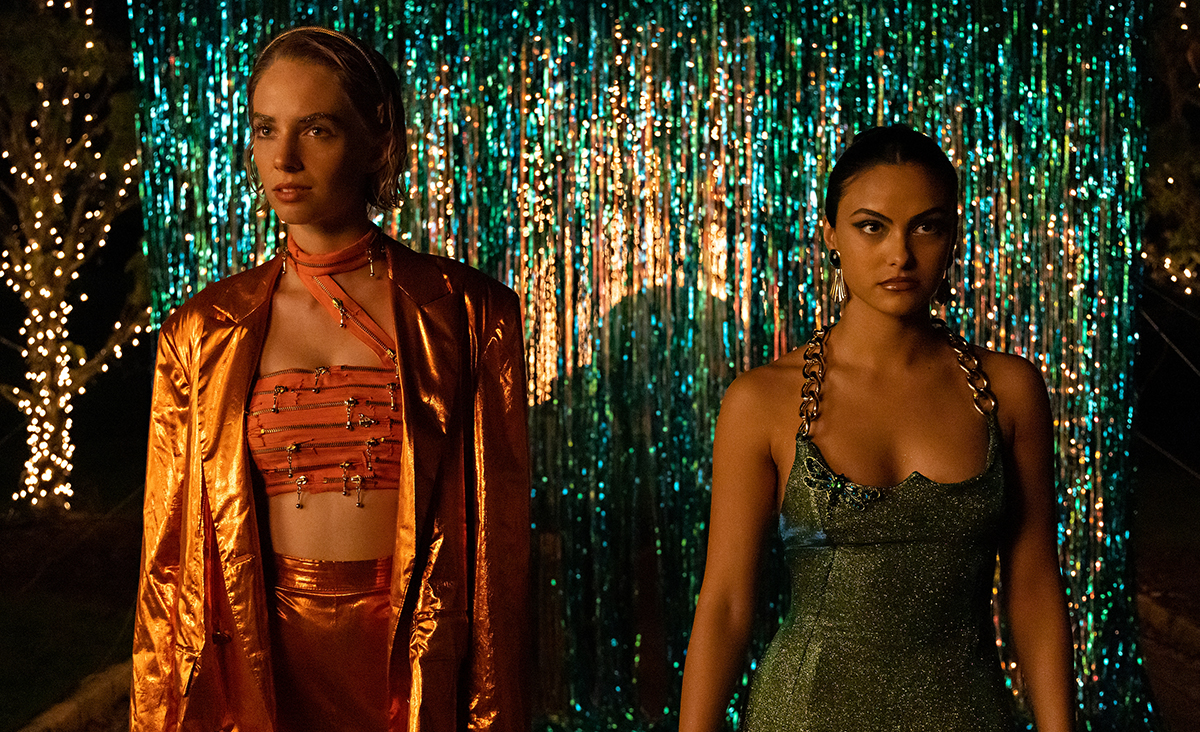 "Revenge Now" de Netflix cache une bévue impardonnable dans ses déchets féministes - Yahoo Style