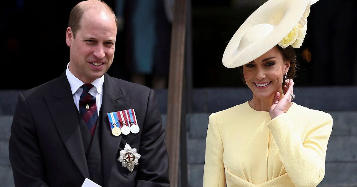 Série Netflix "La Couronne".  Ces deux nouveaux venus incarnent William et Kate.  - Nouvelles bleues