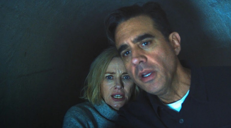 Une famille est terrifiée dans la première bande-annonce de The Watcher - Tendances numériques