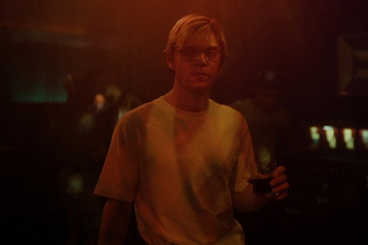 Critique de Dahmer – Monster : La blessure mortelle du rêve américain - Indie Hoy