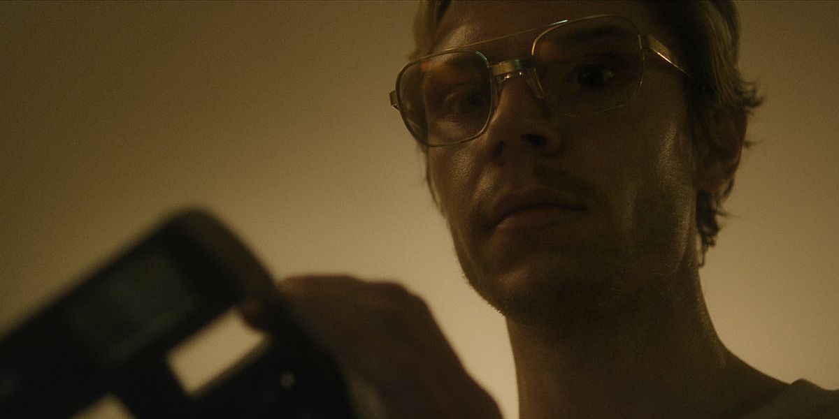 Jeffrey Dahmer a-t-il vraiment gardé des polaroids de ses victimes ?  - Cadres