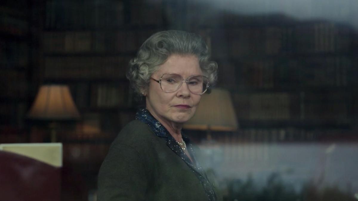 Judi Dench demande à Netflix d'apporter cette importante clarification sur la série The Crown