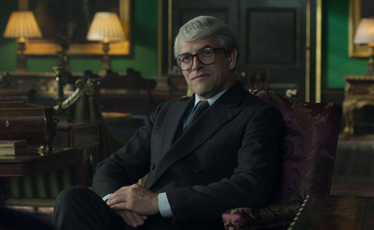 The Crown es "ficción dañina y maliciosa", dice ex primer ministro británico John Major y Netflix responde