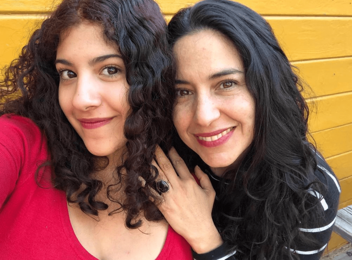 La fille de Tiaré Scanda fait ses débuts dans la série Netflix Belascoarán et sa mère vante fièrement son talent - Yahoo Style