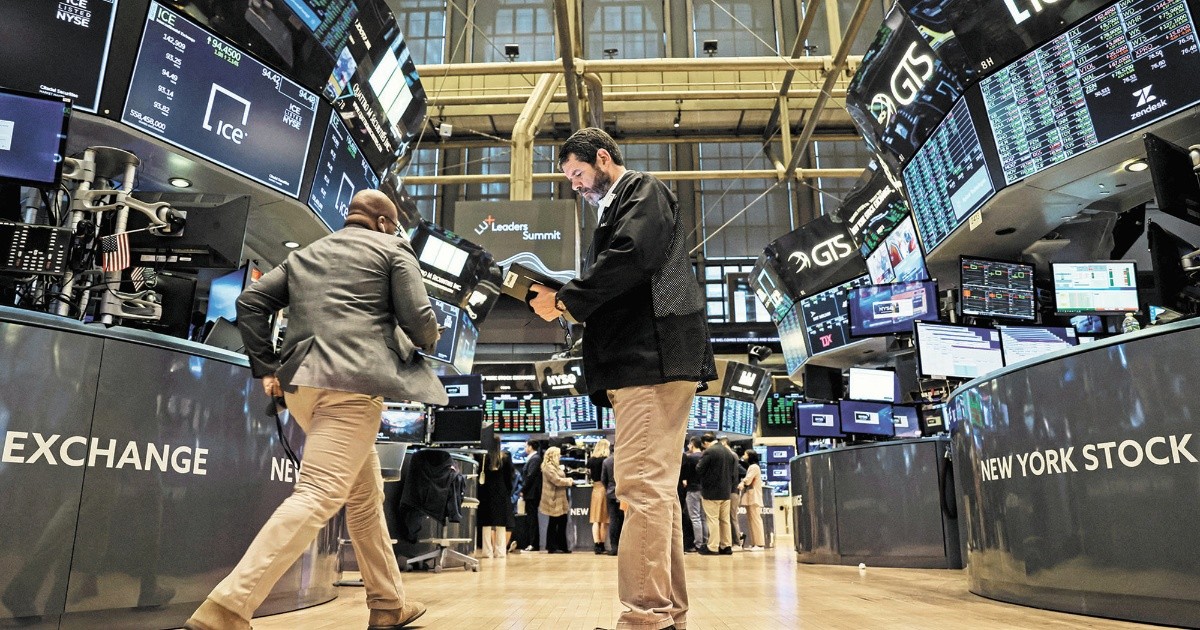 Les indices de Wall Street se négocient mitigés selon les rapports ;  Faits saillants Netflix - El Economista