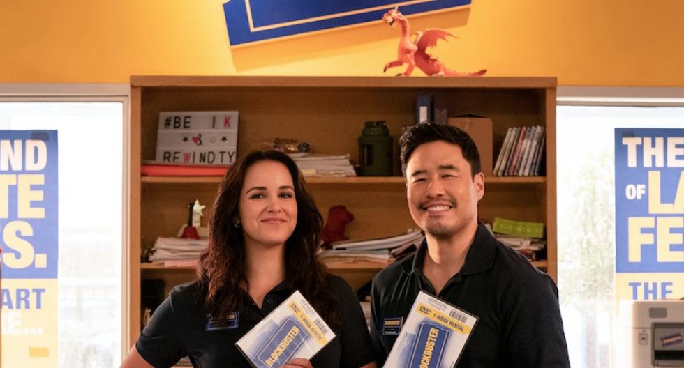 Netflix présente la bande-annonce de sa nouvelle série "Blockbuster"
