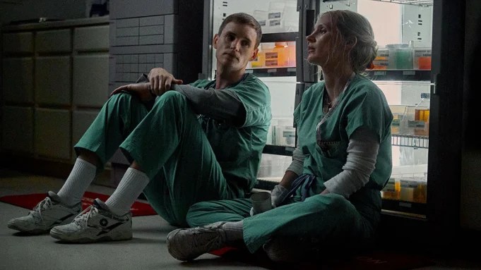 Premières en ligne : bilan de "L'ange de la mort"de Tobias Lindholm (Netflix) - micropsiacine.com