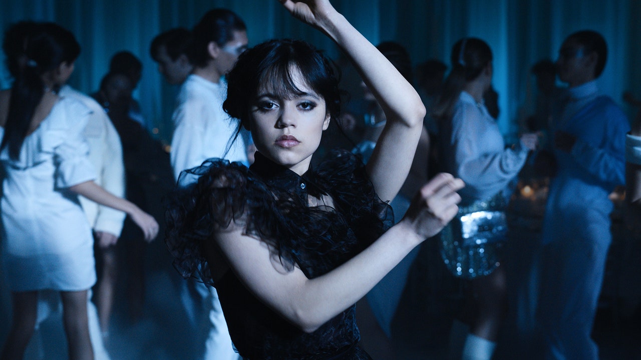 Le sens de la garde-robe de Merlina, la série Netflix - Vogue México y Latinoamérica