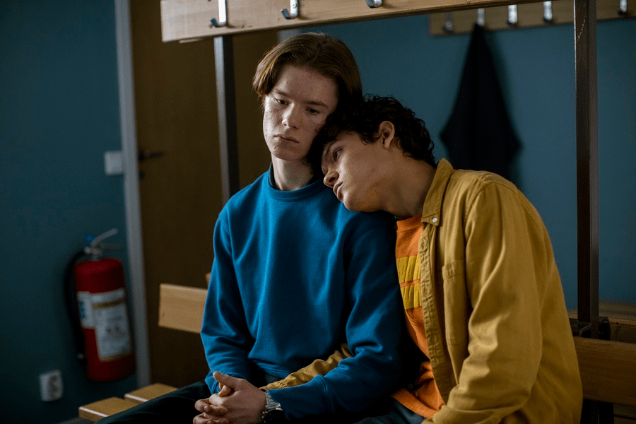 Netflix dépeint les excentricités de la "jeunes altesses" - Super