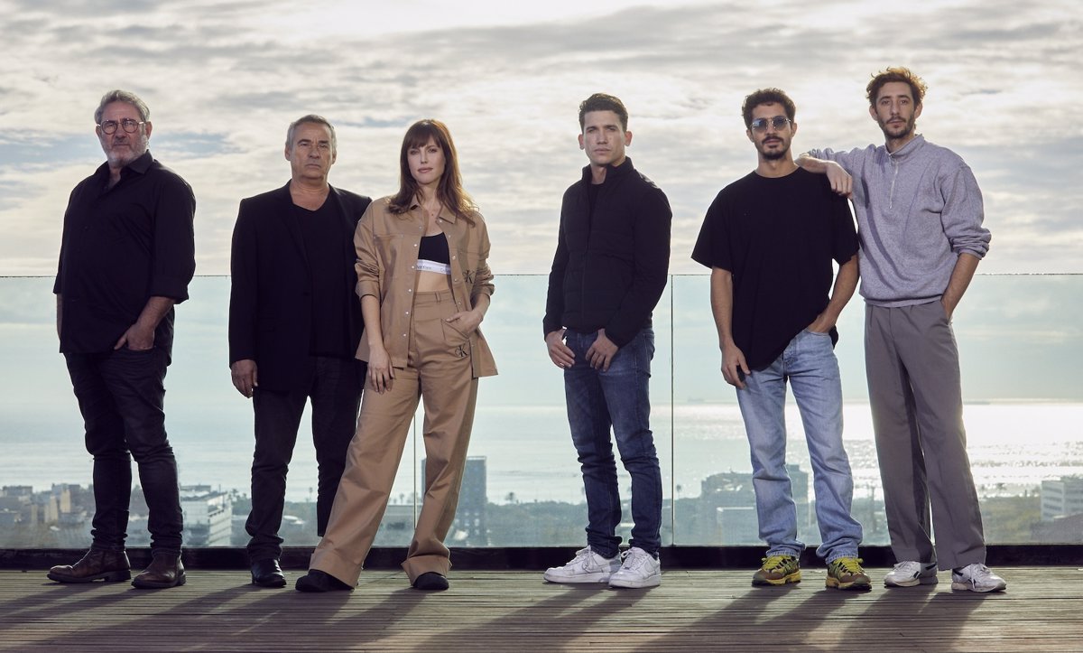 Netflix tourne Mano de Hierro, une série sur la drogue avec Jaime Lorente, Natalia de Molina, Chino Darín et Eduard... - CulturaOcio