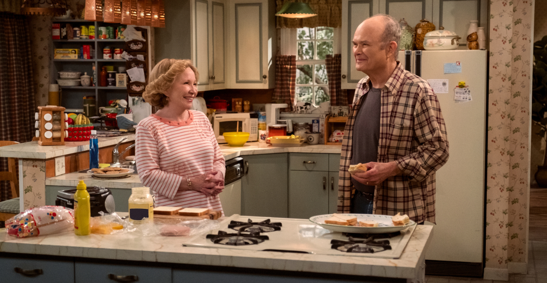 Red et Kitty Forman sont de retour dans la bande-annonce de "That '90s Show" !  - Sopitas.com