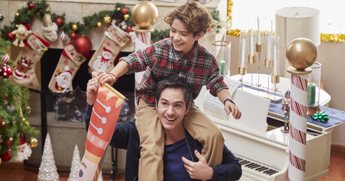 Mauricio Ochmann joue dans 'Reviving Christmas' sur Netflix - El Imparcial