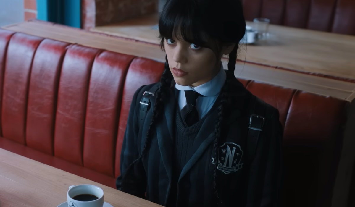 Mercredi : Jenna Ortega "agressions" à un partenaire dans les fausses prises de la série Netflix - CulturaOcio