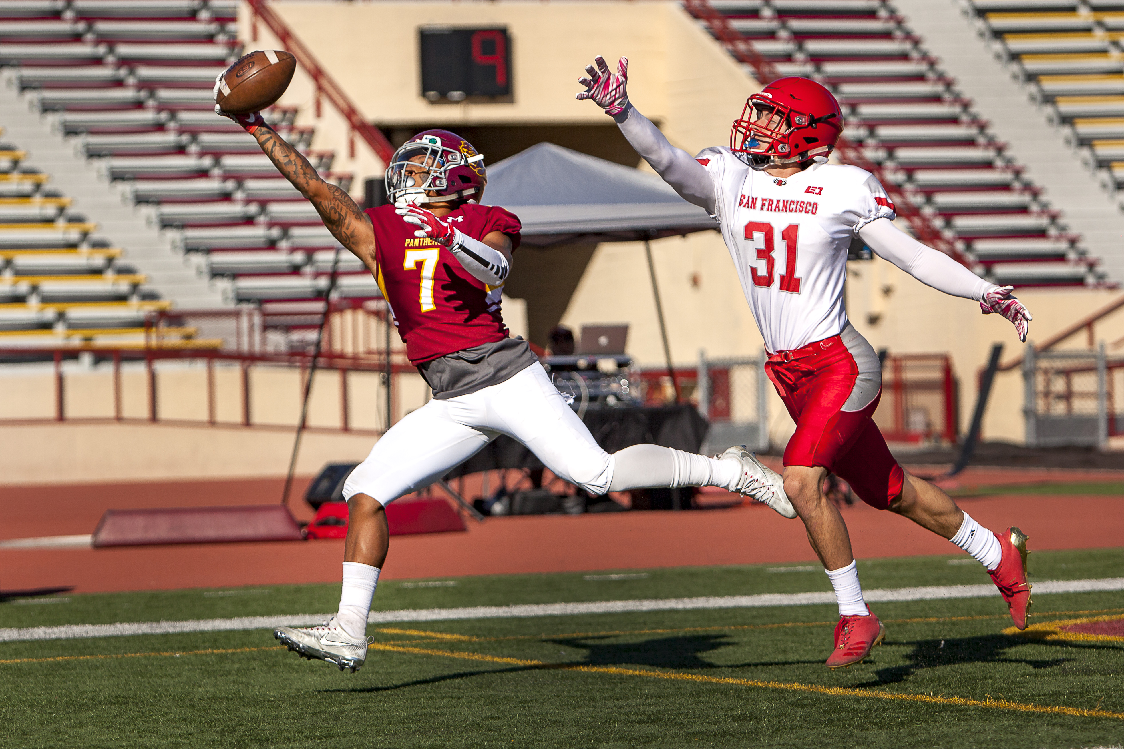 Rams Roll Through Panthers San Francisco Defeats Scc In Capital City Bowl Sac City Express