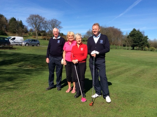 New Golf Season Underway At Saddleworth Following Sunny Drive Ins Saddleworth Independent