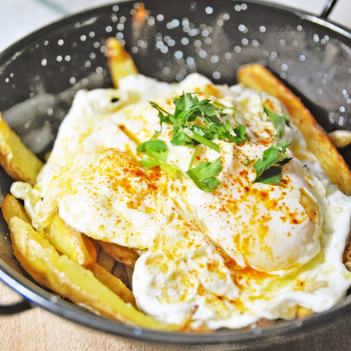 Spanish Broken Eggs Huevos Rotos Con Patatas Spain On A Fork