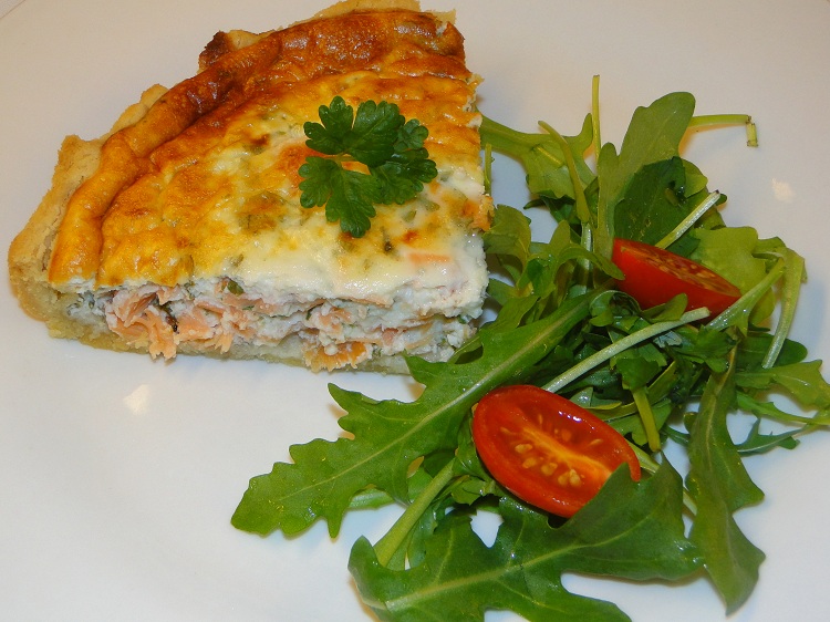 Saftig Pai Med Rokt Laks Og Kesam Spis Nyt Lev