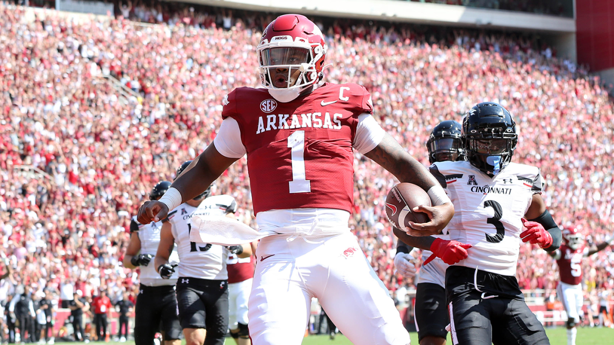 College Football Scores Schedule Ncaa Top 25 Rankings Games Today Usc Arkansas Cincinnati In Action Local News Today