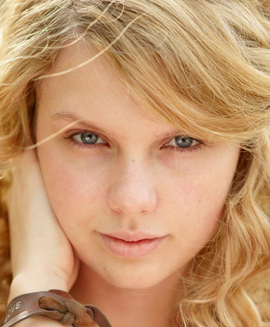 Taylor Swift without makeup small