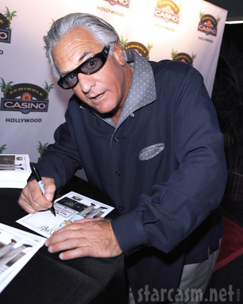 Barry Weiss signing autographs at Seminole Hard Rock Casino in Hollywood Florida