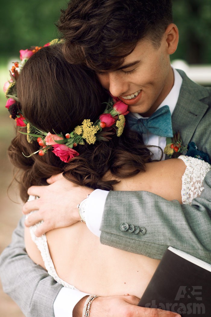 Mary Kate McEacharn John Luke Robertson wedding photo Duck Dynasty hug
