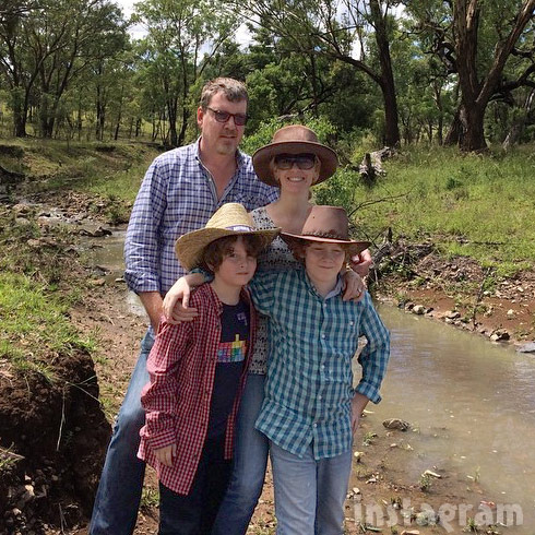 Alex McCord Simon van Kempen and their kids move to Australia