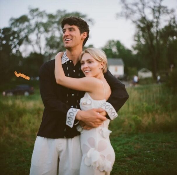 annasophia-robb-husband