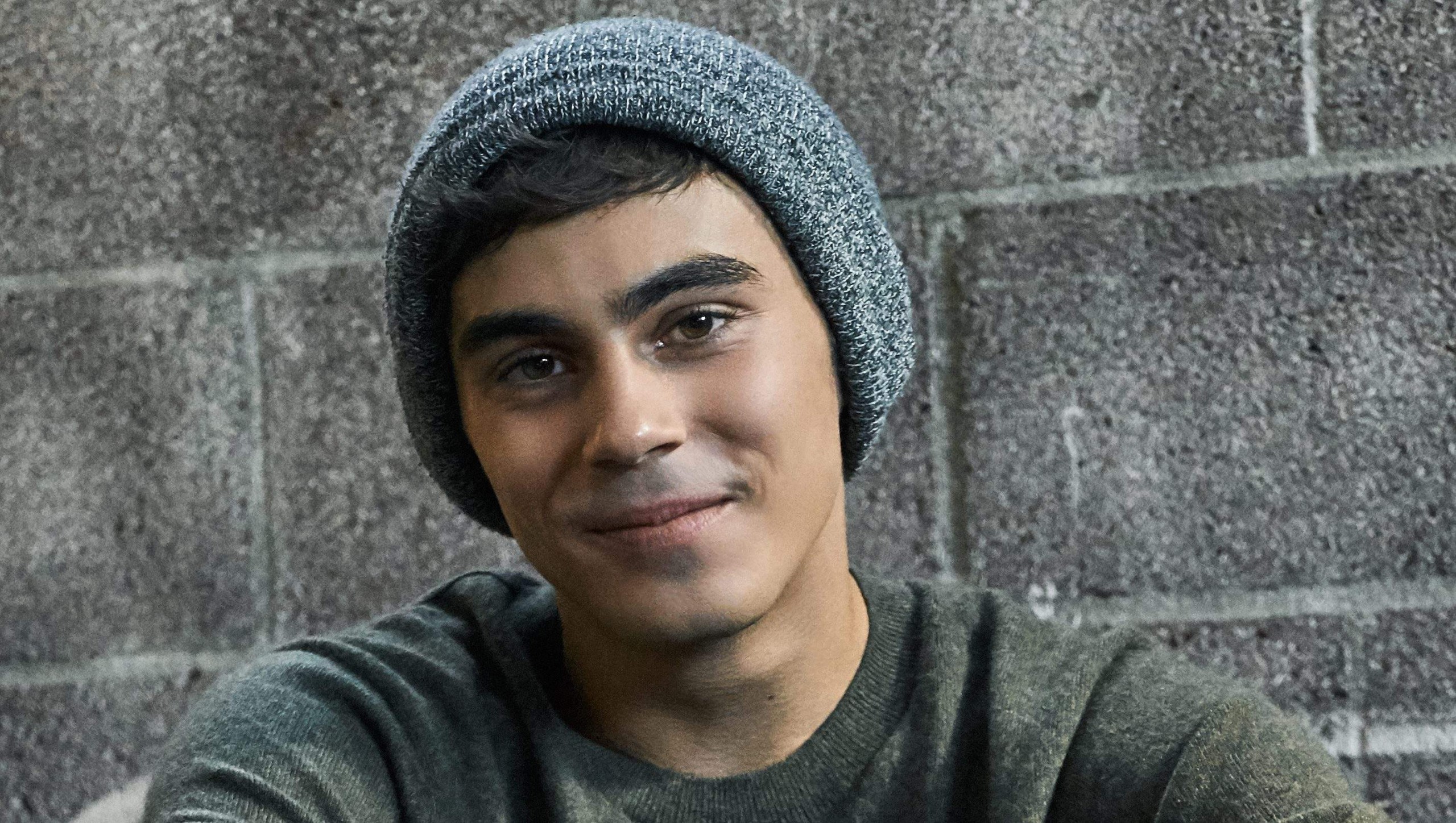 11 Tyler Alvarez