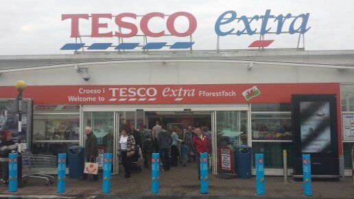 Tesco Pharmacy In Swansea Offering Flu Jabs This Autumn To Boost Uptake And Help Save Lives Swansea Bay News