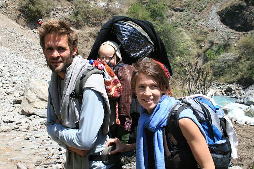 Coco + Virginie + Lovia in the midlle of nowhere Coco + Virginie + Lovia in the midlle of nowhere