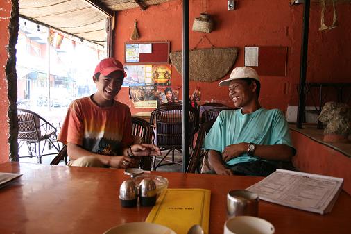 Tzandre & Sakal @ Pokhara Tzandre & Sakal @ Pokhara