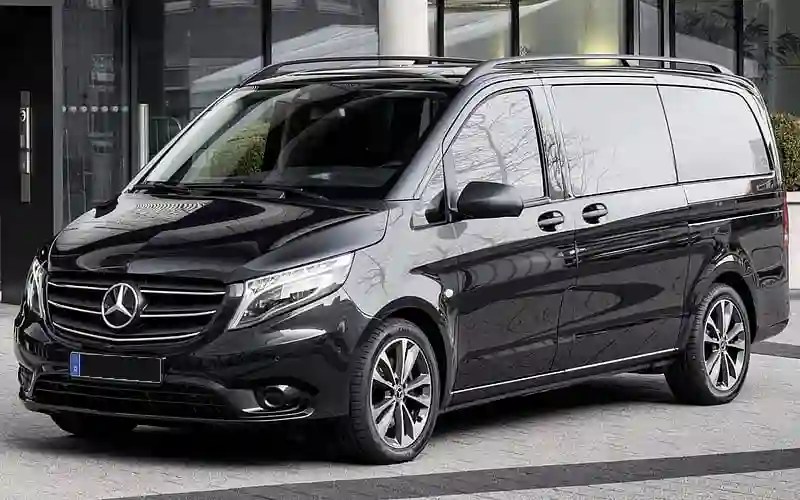 Mercedes Vito VIP taksi ile Kuzey Kıbrıs'ta günlük turlar, Ercan Havalimanı transferleri ve konforlu ulaşım hizmetleri
