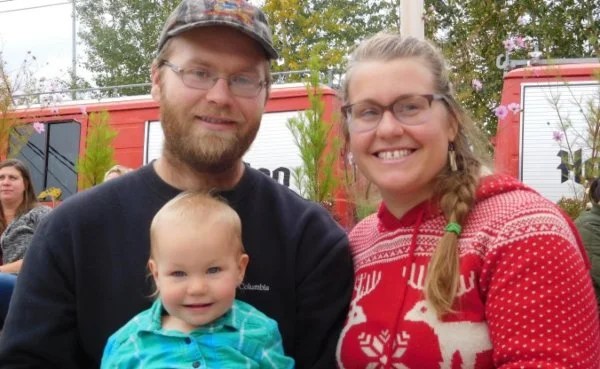 Ashley Selden, Tyler Selden and their daughter Sydney Selden