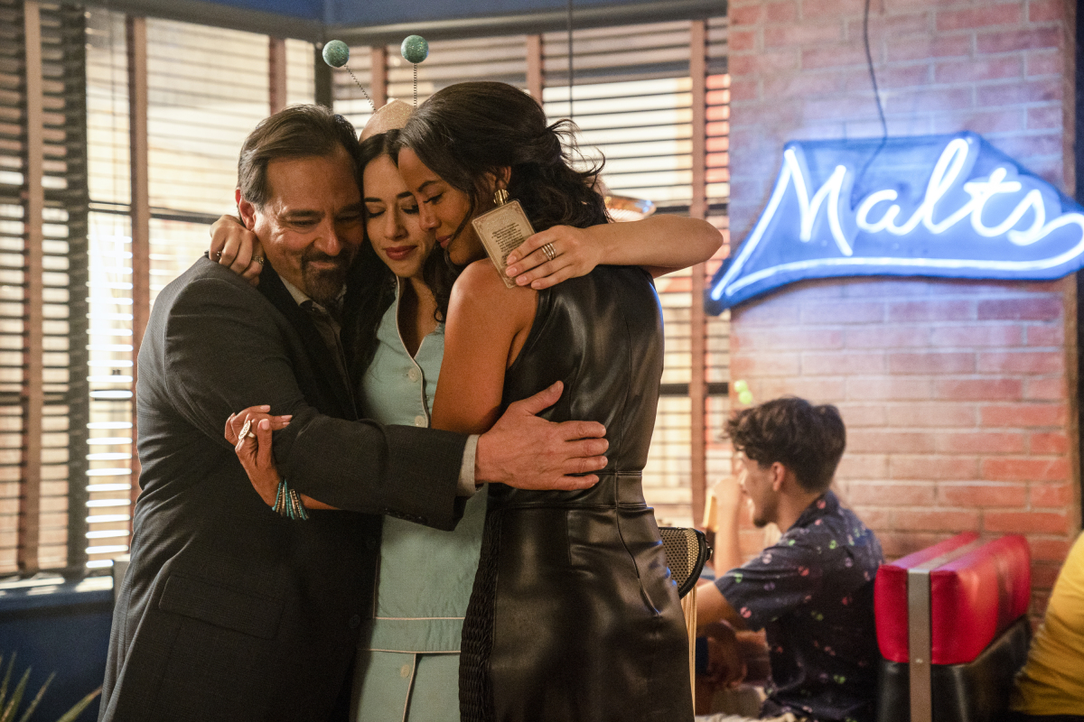 Season 3 Of The Cw S Roswell New Mexico Gets A July Release Date The Nerds Of Color