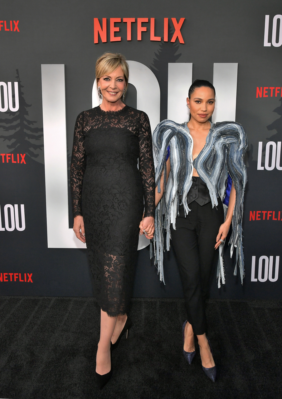 Allison Janney And Jurnee Smollett Talk Lou And The Value Of Female Action Heroes The Nerds Of Color