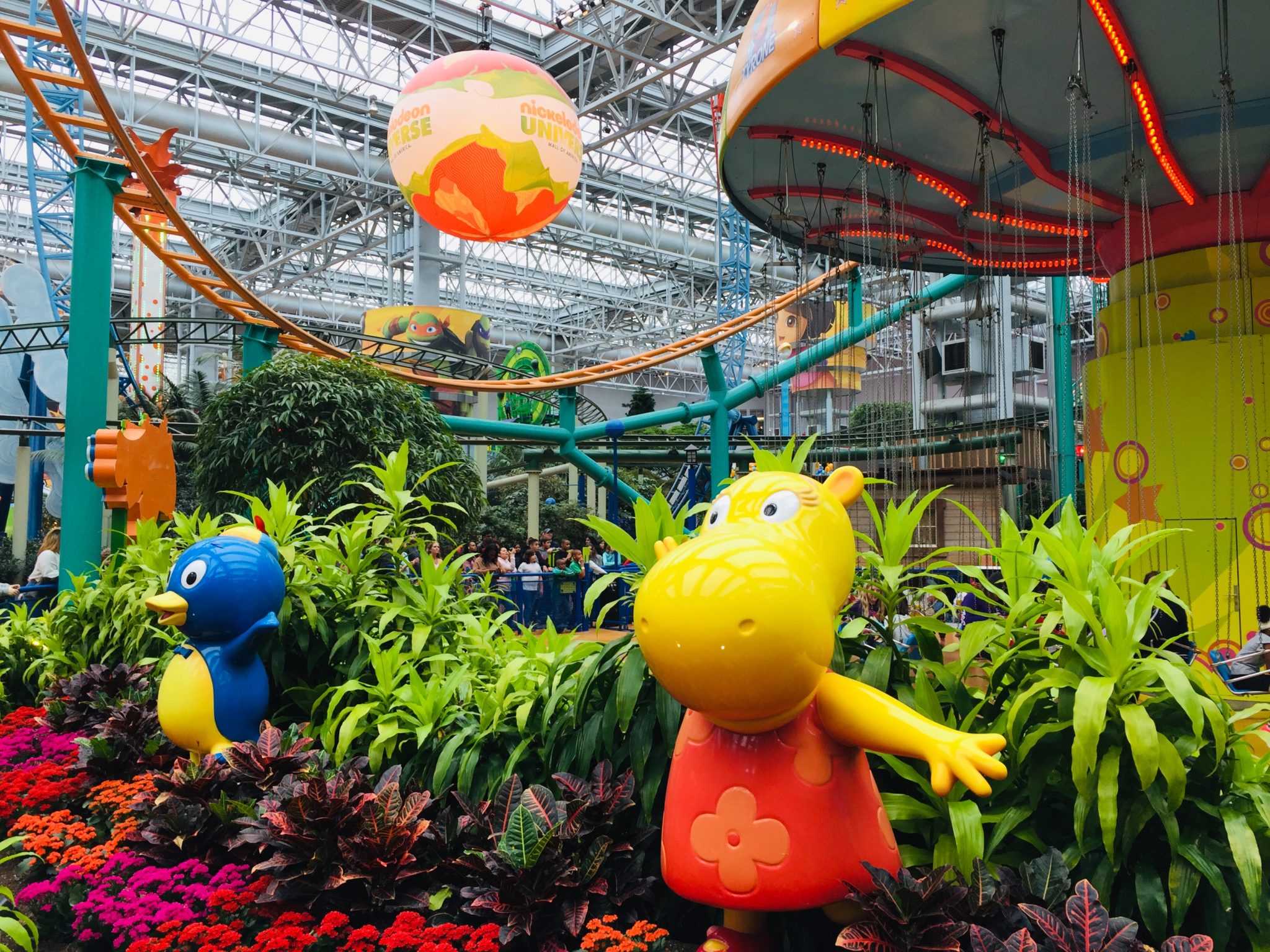 Top U.S. family travel blog, Travel With A Plan, shares the Top 15 list of the Best Mall of America Attractions for kids of all ages in Bloomington, MN!