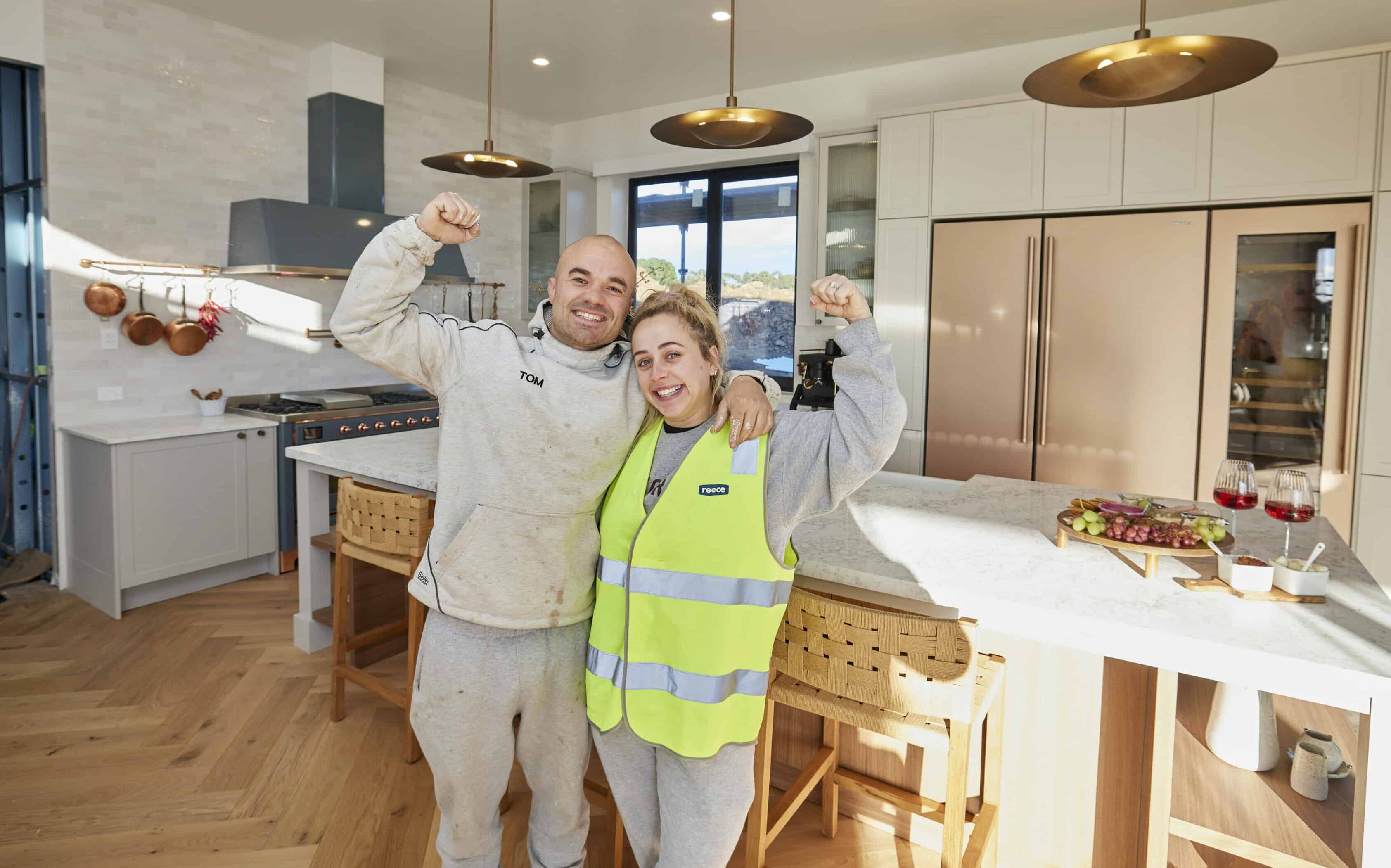 Perfect Score Tom And Sarah Jane Deliver The Ultimate Luxury Kitchen On The Block Tv Blackbox