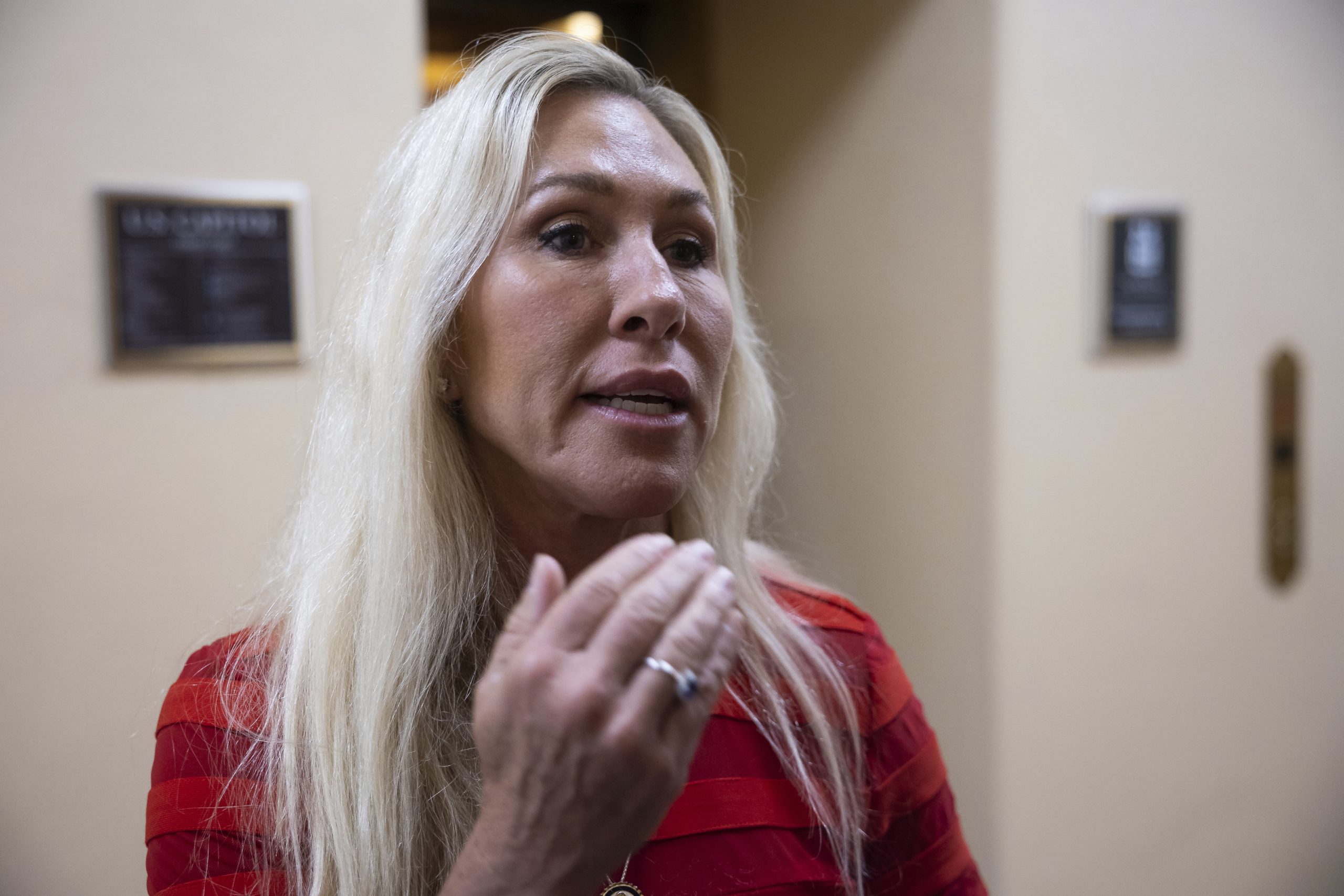 Republicans Under Pressure: Redistricting, Economy, Israel