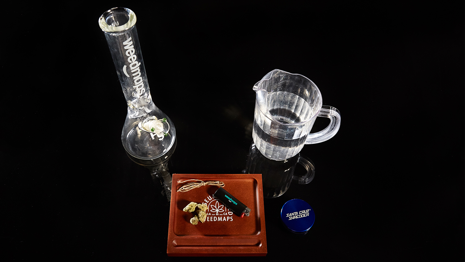 How To Use A Bong Learn To Smoke Hit A Bong Weedmaps