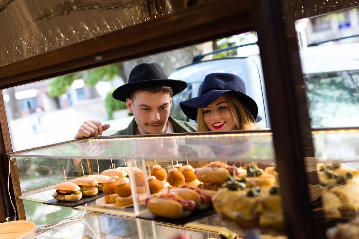 Food Truck Festivals Of America Will Host Newport Food Truck Craft Beer Festival At Fort Adams On Saturday What S Up Newp