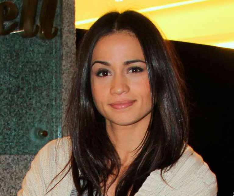 Nanda Costa