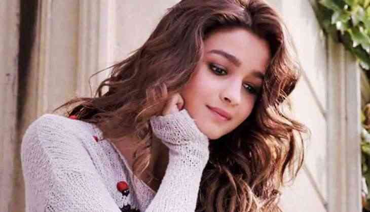 Alia Bhatt wiki, Age, Affairs, Net worth, Favorites and More